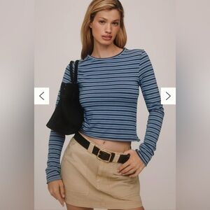 Anthropologie Evan long sleeve raw edge tee